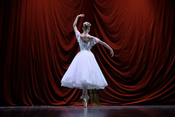 &Gcy;&acy;&lcy;&acy;-&kcy;&ocy;&ncy;&tscy;&iecy;&rcy;&tcy; &lcy;&acy;&ucy;&rcy;&iecy;&acy;&tcy;&ocy;&vcy; &kcy;&ocy;&ncy;&kcy;&ucy;&rcy;&scy;&acy; &laquo;&Acy;&rcy;&acy;&bcy;&iecy;&scy;&kcy;&raquo;