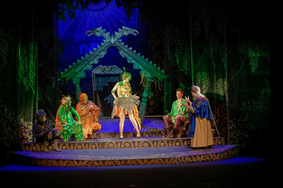 Как Баба-Яга сына женила