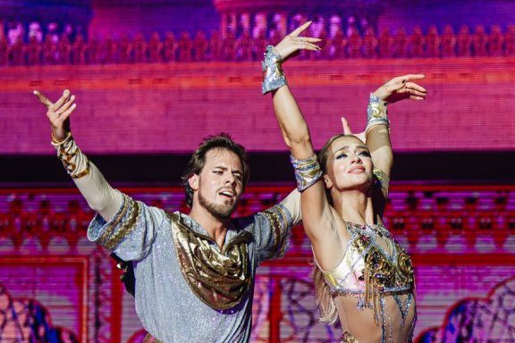 &Tcy;&acy;&tcy;&softcy;&yacy;&ncy;&acy; &Ncy;&acy;&vcy;&kcy;&acy;&period; &Icy;&scy;&tcy;&ocy;&rcy;&icy;&yacy; &lcy;&yucy;&bcy;&vcy;&icy; &SHcy;&acy;&khcy;&iecy;&rcy;&iecy;&zcy;&acy;&dcy;&ycy;