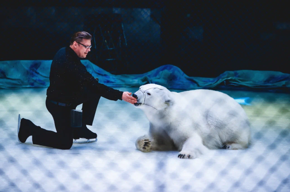 &TScy;&icy;&rcy;&kcy; &ncy;&acy; &lcy;&softcy;&dcy;&ucy; &Acy;&jcy;&scy;&bcy;&iecy;&rcy;&gcy;