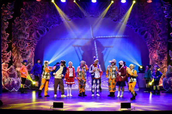 Новогоднее театрализованное представление "Конек-горбунок"