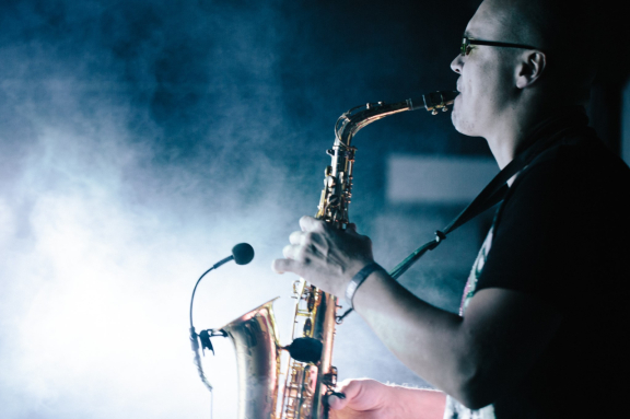 &Scy;&acy;&kcy;&scy;&ocy;&fcy;&ocy;&ncy;&icy;&scy;&tcy; SyntheticSax&period; &Mcy;&icy;&rcy;&ocy;&vcy;&ycy;&iecy; &khcy;&icy;&tcy;&ycy; &ocy;&tcy; Ameno &dcy;&ocy; Lambada