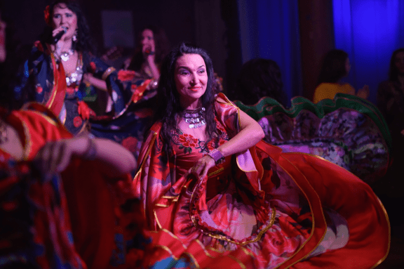 Масленичный фестиваль искусств «Вокруг да около». Ансамбль песни и танца «РОМЭН». Концерт в ДОМЕ СМЫШЛЯЕВА.