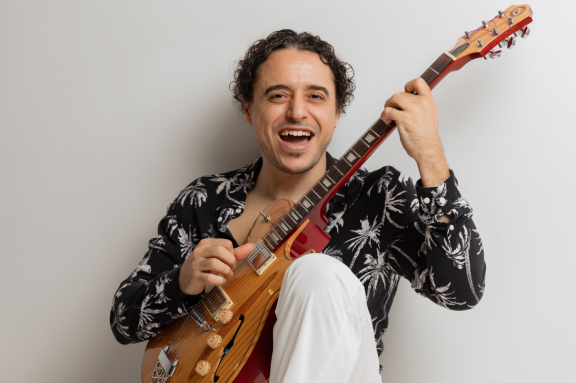 ХХ музыкальный фестиваль «Джаз-лихорадка». Звёзды мирового джаза: Трио Олега Бутмана- барабаны, рояль, бас, вокал и Жоандер Сантос (Joander Santos) –вокал, гитара. Ансамбль «Се-Ля-Ви», проект «Roman Averin Project», джазовый оркестр Е. Манцирина