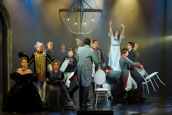 &Vcy;&ocy;&jcy;&ncy;&acy; &icy; &mcy;&icy;&rcy;&period; &Pcy;&iecy;&rcy;&vcy;&ycy;&jcy; &bcy;&acy;&lcy; &Ncy;&acy;&tcy;&acy;&shcy;&icy; &Rcy;&ocy;&scy;&tcy;&ocy;&vcy;&ocy;&jcy;