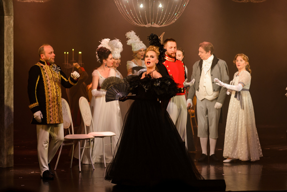 &Vcy;&ocy;&jcy;&ncy;&acy; &icy; &mcy;&icy;&rcy;&period; &Pcy;&iecy;&rcy;&vcy;&ycy;&jcy; &bcy;&acy;&lcy; &Ncy;&acy;&tcy;&acy;&shcy;&icy; &Rcy;&ocy;&scy;&tcy;&ocy;&vcy;&ocy;&jcy;