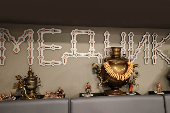 &Vcy; &gcy;&ocy;&scy;&tcy;&icy; &kcy; &scy;&acy;&mcy;&ocy;&vcy;&acy;&rcy;&ucy;