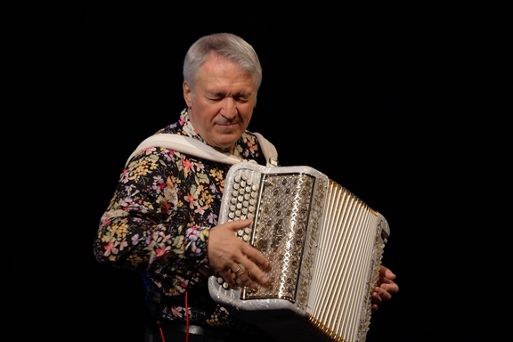 &Vcy;&acy;&lcy;&iecy;&rcy;&icy;&jcy; &Scy;&iocy;&mcy;&icy;&ncy;