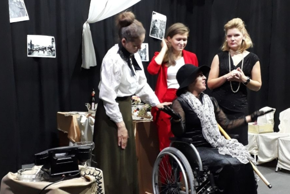 &Mcy;&ocy;&lcy;&ocy;&dcy;&iocy;&zhcy;&ncy;&ycy;&jcy; &tcy;&iecy;&acy;&tcy;&rcy; "&Tcy;&iecy;&Mcy;&acy;"&period; &Scy;&pcy;&iecy;&kcy;&tcy;&acy;&kcy;&lcy;&softcy; "&Mcy;&ocy;&jcy; &vcy;&iecy;&kcy;"