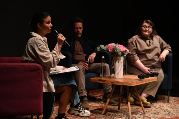 &Kcy;&Icy;&Ncy;&Ocy;&Kcy;&Lcy;&Ucy;&Bcy; &laquo;&Kcy;&Icy;&Ncy;&Ocy;&comma; &Vcy;&Icy;&Ncy;&Ocy; &Icy; &Dcy;&Ocy;&Mcy;&Icy;&Ncy;&Ocy;&raquo;&colon; &Bcy;&ocy;&lcy;&softcy;&shcy;&icy;&iecy; &gcy;&lcy;&acy;&zcy;&acy; &lpar;2014&rpar;