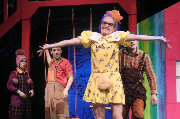 &Gcy;&acy;&scy;&tcy;&rcy;&ocy;&lcy;&icy; &Vcy;&ocy;&lcy;&ocy;&gcy;&ocy;&dcy;&scy;&kcy;&ocy;&gcy;&ocy; &ocy;&bcy;&lcy;&acy;&scy;&tcy;&ncy;&ocy;&gcy;&ocy; &tcy;&iecy;&acy;&tcy;&rcy;&acy; &yucy;&ncy;&ocy;&gcy;&ocy; &zcy;&rcy;&icy;&tcy;&iecy;&lcy;&yacy; "&Dcy;&iecy;&ncy;&icy;&scy;&kcy;&icy;&ncy;&ycy; &rcy;&acy;&scy;&scy;&kcy;&acy;&zcy;&ycy;"