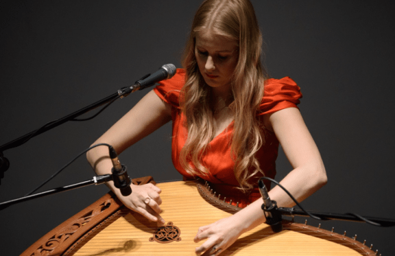 &Ocy;&lcy;&softcy;&gcy;&acy; &Gcy;&lcy;&acy;&zcy;&ocy;&vcy;&acy; &lpar;&gcy;&ucy;&scy;&lcy;&icy;&rpar;&period; &Pcy;&rcy;&iecy;&zcy;&iecy;&ncy;&tcy;&acy;&tscy;&icy;&yacy; &acy;&lcy;&softcy;&bcy;&ocy;&mcy;&acy; "&Lcy;&iecy;&tcy;&ocy; &icy; &lcy;&iecy;&scy;"