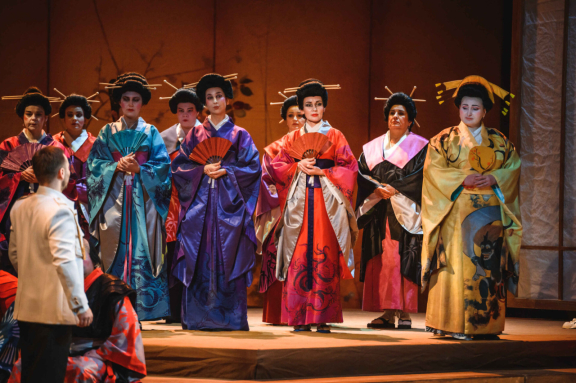 &Mcy;&acy;&dcy;&acy;&mcy; &Bcy;&acy;&tcy;&tcy;&iecy;&rcy;&fcy;&lcy;&acy;&jcy;