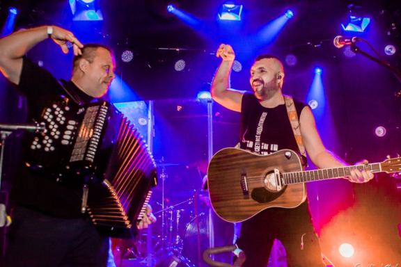 Костя Кулясов и группа "АнимациЯ"