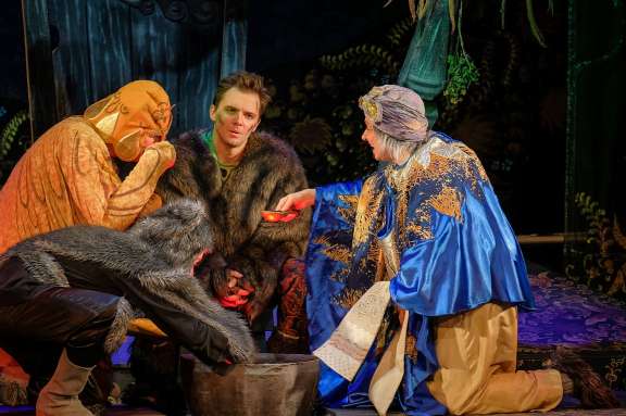 Как Баба-Яга сына женила