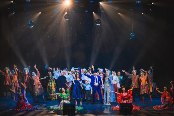 &Bcy;&ocy;&lcy;&softcy;&shcy;&ocy;&jcy; &ncy;&ocy;&vcy;&ocy;&gcy;&ocy;&dcy;&ncy;&icy;&jcy; &kcy;&ocy;&ncy;&tscy;&iecy;&rcy;&tcy;