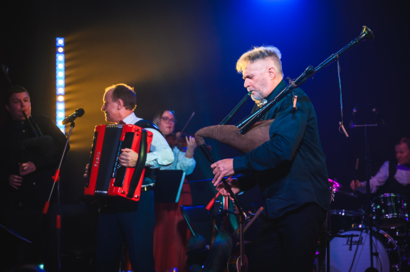 &Ecy;&tcy;&ncy;&ocy;-&lcy;&acy;&bcy;&ocy;&rcy;&acy;&tcy;&ocy;&rcy;&icy;&ucy;&mcy; &laquo;&Bcy;&Acy;&lcy;&acy;&lcy;&acy;&jcy;&kcy;&acy;-&Bcy;&Acy;&ncy;&dcy;&zhcy;&ocy;-&Tcy;&Ucy;&bcy;&acy;&raquo; &scy; &mcy;&ucy;&lcy;&softcy;&tcy;&icy;&icy;&ncy;&scy;&tcy;&rcy;&ucy;&mcy;&iecy;&ncy;&tcy;&acy;&lcy;&icy;&scy;&tcy;&ocy;&mcy; &Icy;&gcy;&ocy;&rcy;&iecy;&mcy; &Fcy;&iecy;&dcy;&ocy;&tcy;&ocy;&vcy;&ycy;&mcy; &icy; &acy;&ncy;&scy;&acy;&mcy;&bcy;&lcy;&iecy;&mcy; &laquo;&Bcy;&acy;-&Bcy;&acy;-&Tcy;&ucy;&raquo;