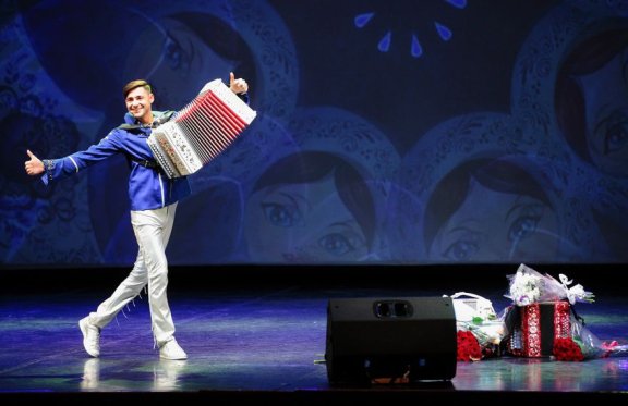 &Dcy;&mcy;&icy;&tcy;&rcy;&icy;&jcy; &Icy;&vcy;&acy;&shchcy;&iecy;&ncy;&kcy;&ocy;-&ucy;&chcy;&acy;&scy;&tcy;&ncy;&icy;&kcy; &pcy;&iecy;&rcy;&iecy;&dcy;&acy;&chcy;&icy; &laquo;&Pcy;&rcy;&icy;&vcy;&iecy;&tcy;&comma; &Acy;&ncy;&dcy;&rcy;&iecy;&jcy;&excl;&raquo;