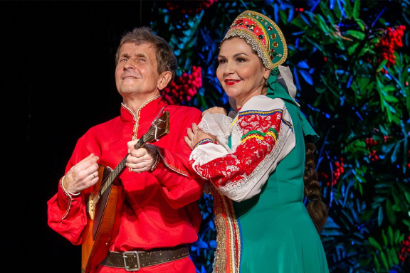 &Pcy;&rcy;&acy;&zcy;&dcy;&ncy;&icy;&chcy;&ncy;&ycy;&jcy; &kcy;&ocy;&ncy;&tscy;&iecy;&rcy;&tcy; &acy;&ncy;&scy;&acy;&mcy;&bcy;&lcy;&yacy; &pcy;&iecy;&scy;&ncy;&icy; &icy; &tcy;&acy;&ncy;&tscy;&acy; &ncy;&acy;&rcy;&ocy;&dcy;&ocy;&vcy; &Ucy;&rcy;&acy;&lcy;&acy; "&Pcy;&rcy;&icy;&kcy;&acy;&mcy;&softcy;&iecy;"&colon; "&Scy; &lcy;&yucy;&bcy;&ocy;&vcy;&softcy;&yucy; &kcy; &zhcy;&iecy;&ncy;&shchcy;&icy;&ncy;&iecy;"