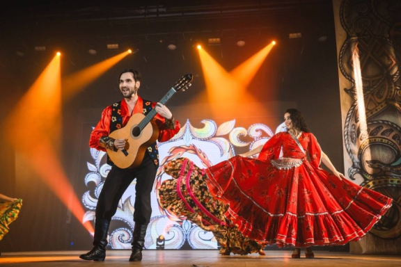 &Bcy;&ocy;&lcy;&softcy;&shcy;&icy;&iecy; &gcy;&acy;&scy;&tcy;&rcy;&ocy;&lcy;&icy;&colon; &Mcy;&ucy;&zcy;&ycy;&kcy;&acy;&lcy;&softcy;&ncy;&ycy;&jcy; &icy;&ncy;&tcy;&iecy;&rcy;&acy;&kcy;&tcy;&icy;&vcy;&ncy;&ycy;&jcy; &scy;&pcy;&iecy;&kcy;&tcy;&acy;&kcy;&lcy;&softcy; "&Icy;&vcy;&acy;&ncy; &ndash; &scy;&ocy;&lcy;&iocy;&ncy;&ycy; &ucy;&shcy;&icy;"