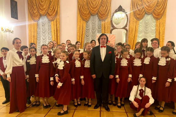 &Scy;&iecy;&rcy;&gcy;&iecy;&jcy; &SHcy;&iecy;&rcy;&iecy;&mcy;&iecy;&tcy;&colon; "&Dcy;&ycy;&khcy;&acy;&ncy;&icy;&iecy; &vcy;&iecy;&scy;&ncy;&ycy;"