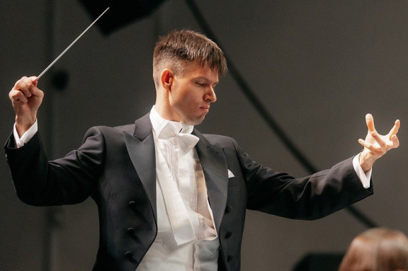 &Kcy;&ocy;&ncy;&tscy;&iecy;&rcy;&tcy;-&pcy;&ocy;&scy;&vcy;&yacy;&shchcy;&iecy;&ncy;&icy;&iecy; 80-&jcy; &gcy;&ocy;&dcy;&ocy;&vcy;&shchcy;&icy;&ncy;&iecy; &Pcy;&ocy;&bcy;&iecy;&dcy;&ycy; &vcy; &Vcy;&iecy;&lcy;&icy;&kcy;&ocy;&jcy; &Ocy;&tcy;&iecy;&chcy;&iecy;&scy;&tcy;&vcy;&iecy;&ncy;&ncy;&ocy;&jcy; &vcy;&ocy;&jcy;&ncy;&iecy;