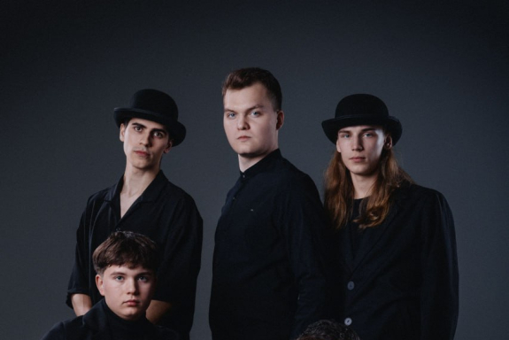 &Bcy;&ocy;&jcy;&tscy;&ocy;&vcy;&scy;&kcy;&icy;&jcy; &kcy;&lcy;&ucy;&bcy; "&Dcy;&acy;&mcy;&scy;&kcy;&icy;&iecy; &pcy;&acy;&lcy;&softcy;&chcy;&icy;&kcy;&icy; - &vcy;&iecy;&scy;&iecy;&ncy;&ncy;&icy;&jcy; &fcy;&iecy;&jcy;&iecy;&rcy;&vcy;&iecy;&rcy;&kcy;"