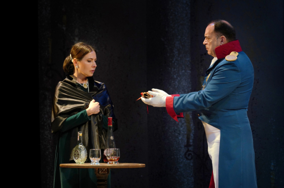 Спектакль "История большой любви"