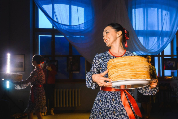 &Acy;&ncy;&scy;&acy;&mcy;&bcy;&lcy;&softcy; &ncy;&acy;&rcy;&ocy;&dcy;&ncy;&ocy;&jcy; &mcy;&ucy;&zcy;&ycy;&kcy;&icy; &icy; &tcy;&acy;&ncy;&tscy;&acy; &laquo;&YAcy;&rcy;&mcy;&acy;&rcy;&kcy;&acy;&raquo;&colon; &Mcy;&acy;&scy;&lcy;&iecy;&ncy;&icy;&chcy;&ncy;&ycy;&iecy; &pcy;&ocy;&scy;&icy;&dcy;&iecy;&lcy;&kcy;&icy; &laquo;&Kcy;&acy;&kcy; &ucy; &ncy;&acy;&shcy;&icy;&khcy; &ucy; &vcy;&ocy;&rcy;&ocy;&tcy;&raquo;