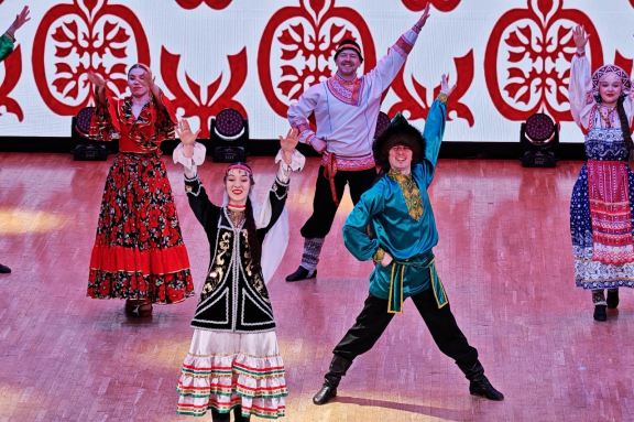 Ансамбль песни и танца народов Урала «Прикамье»: 35 лет с любовью к зрителю
