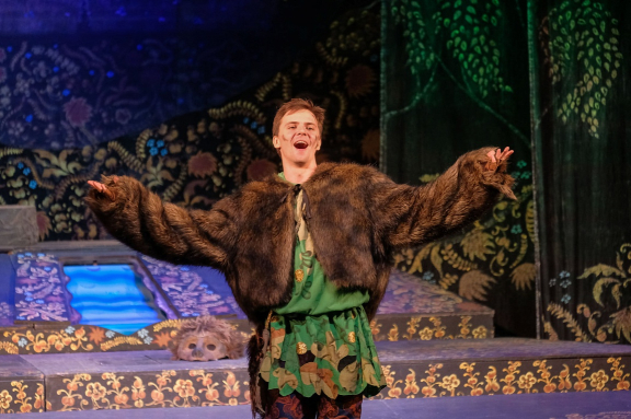 Как Баба-Яга сына женила