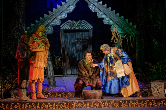 Как Баба-Яга сына женила