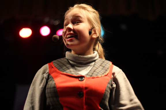 &Mcy;&ucy;&zcy;&ycy;&kcy;&acy;&lcy;&softcy;&ncy;&ycy;&jcy; &tcy;&iecy;&acy;&tcy;&rcy; &laquo;&Ocy;&rcy;&fcy;&iecy;&jcy;&raquo;&period; &Ocy;&pcy;&iecy;&rcy;&acy; &laquo;&Scy;&tcy;&rcy;&acy;&scy;&tcy;&icy; &pcy;&ocy; &Icy;&vcy;&acy;&ncy;&ucy; &Scy;&iecy;&mcy;&iecy;&ncy;&ocy;&vcy;&ucy;&raquo;