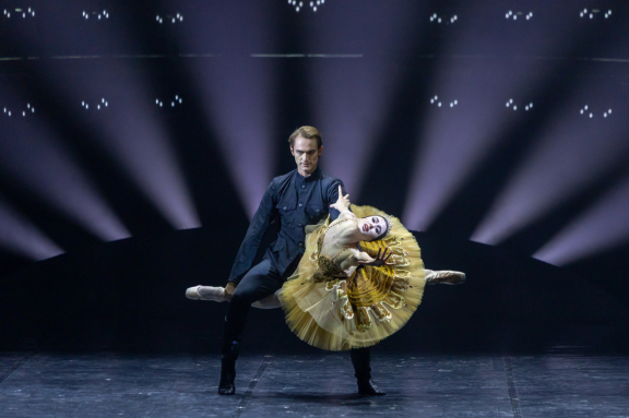 &Tcy;&iecy;&acy;&tcy;&rcy; &Bcy;&acy;&lcy;&iecy;&tcy;&acy; &Bcy;&ocy;&rcy;&icy;&scy;&acy; &Ecy;&jcy;&fcy;&mcy;&acy;&ncy;&acy;&period; &Kcy;&rcy;&acy;&scy;&ncy;&acy;&yacy; &ZHcy;&icy;&zcy;&iecy;&lcy;&softcy;