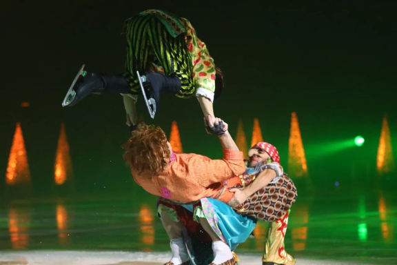 Ледовое шоу Ильи Авербуха "Морозко"