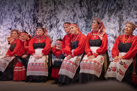 РОЖДЕСТВО, ДЕВКИ, ПРИШЛО ИЛИ ОТИР ДА ЧУДДЭЗ. Ансамбль «Шондiбан» (Кудымкар)