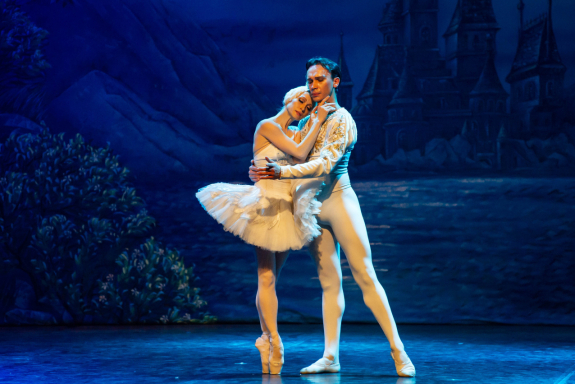 Балет "Лебединое озеро"