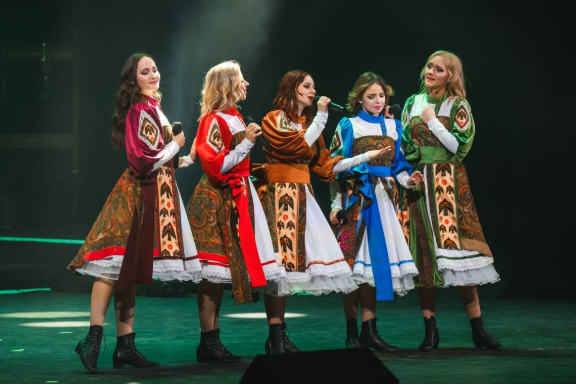 &Acy;&ncy;&scy;&acy;&mcy;&bcy;&lcy;&softcy; "&Vcy;&ocy;&scy;&kcy;&rcy;&iecy;&scy;&iecy;&ncy;&icy;&iecy;"&colon; "&Kcy;&ocy;&gcy;&dcy;&acy; &vcy;&iecy;&scy;&ncy;&acy; &pcy;&rcy;&icy;&dcy;&iocy;&tcy;&hellip;"