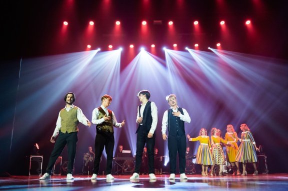 &Acy;&ncy;&scy;&acy;&mcy;&bcy;&lcy;&softcy; &laquo;&Vcy;&ocy;&scy;&kcy;&rcy;&iecy;&scy;&iecy;&ncy;&icy;&iecy;&raquo;&period; &Kcy;&ocy;&ncy;&tscy;&iecy;&rcy;&tcy;&ncy;&acy;&yacy; &pcy;&rcy;&ocy;&gcy;&rcy;&acy;&mcy;&mcy;&acy; &laquo;&Pcy;&ocy;&gcy;&ocy;&vcy;&ocy;&rcy;&icy; &scy;&ocy; &mcy;&ncy;&ocy;&yucy;&comma; &mcy;&acy;&mcy;&acy;&raquo;