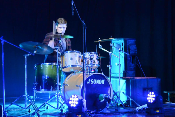 Шоу барабанов