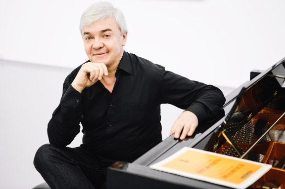 &KHcy;&KHcy; &Vcy;&IEcy;&Kcy;&period; &Tcy;&Rcy;&Icy; &Vcy;&IEcy;&Lcy;&Icy;&Kcy;&Icy;&IEcy; &Scy;&Ocy;&Ncy;&Acy;&Tcy;&Ycy; &Icy; &Tcy;&Acy;&Ncy;&Gcy;&Ocy;&period; &Acy;&lcy;&iecy;&kcy;&scy;&iecy;&jcy; &Gcy;&ocy;&rcy;&icy;&bcy;&ocy;&lcy;&softcy; &lpar;&fcy;&ocy;&rcy;&tcy;&iecy;&pcy;&icy;&acy;&ncy;&ocy;&rpar; &icy; &Pcy;&acy;&vcy;&iecy;&lcy; &Dcy;&acy;&shcy;&kcy;&icy;&ncy;