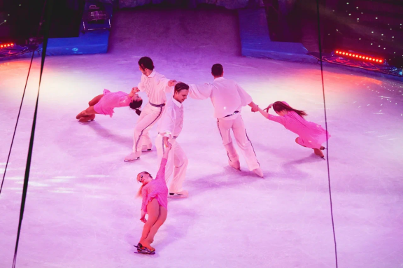 &TScy;&icy;&rcy;&kcy; &ncy;&acy; &lcy;&softcy;&dcy;&ucy; &Acy;&jcy;&scy;&bcy;&iecy;&rcy;&gcy;