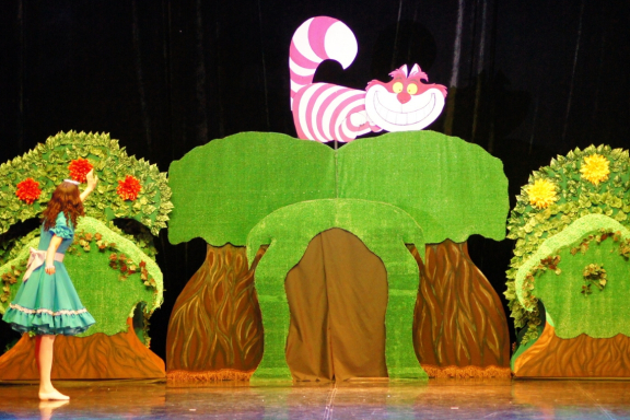 &Tcy;&iecy;&acy;&tcy;&rcy; &Kcy;&Ucy;&Scy;&Tcy;&Ocy;&Dcy;&IEcy;&Scy;&period; &Icy;&ncy;&tcy;&iecy;&rcy;&acy;&kcy;&tcy;&icy;&vcy;&ncy;&ycy;&jcy; &scy;&pcy;&iecy;&kcy;&tcy;&acy;&kcy;&lcy;&softcy; &scy; &fcy;&ocy;&kcy;&ucy;&scy;&acy;&mcy;&icy; &icy; &pcy;&rcy;&iecy;&vcy;&rcy;&acy;&shchcy;&iecy;&ncy;&icy;&yacy;&mcy;&icy; "&Acy;&lcy;&icy;&scy;&acy; &vcy; &scy;&tcy;&rcy;&acy;&ncy;&iecy; &chcy;&ucy;&dcy;&iecy;&scy;"