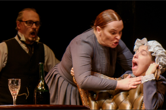 Замок Рейвенскрофт