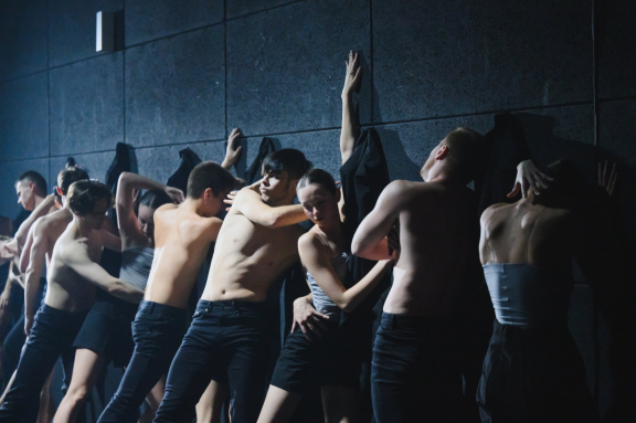 &SHcy;&ncy;&icy;&tcy;&kcy;&iecy;&colon; &Mcy;&iecy;&tcy;&acy;&mcy;&ocy;&rcy;&fcy;&ocy;&zcy;&ycy;