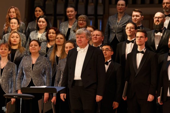 XI &Mcy;&iecy;&zhcy;&dcy;&ucy;&ncy;&acy;&rcy;&ocy;&dcy;&ncy;&ycy;&jcy; &rcy;&ocy;&zhcy;&dcy;&iecy;&scy;&tcy;&vcy;&iecy;&ncy;&scy;&kcy;&icy;&jcy; &fcy;&iecy;&scy;&tcy;&icy;&vcy;&acy;&lcy;&softcy; "&Ncy;&ocy;&vcy;&ycy;&jcy; &gcy;&ocy;&dcy; &scy; &Scy;&icy;&mcy;&fcy;&ocy;&ncy;&icy;&chcy;&iecy;&scy;&kcy;&icy;&mcy; &khcy;&ocy;&rcy;&ocy;&mcy;"