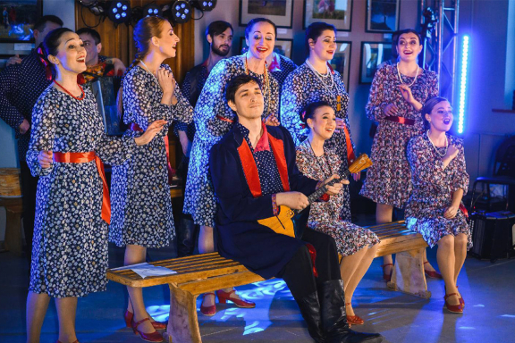 &Acy;&ncy;&scy;&acy;&mcy;&bcy;&lcy;&softcy; &ncy;&acy;&rcy;&ocy;&dcy;&ncy;&ocy;&jcy; &mcy;&ucy;&zcy;&ycy;&kcy;&icy; &icy; &tcy;&acy;&ncy;&tscy;&acy; &laquo;&YAcy;&rcy;&mcy;&acy;&rcy;&kcy;&acy;&raquo;&colon; &Mcy;&acy;&scy;&lcy;&iecy;&ncy;&icy;&chcy;&ncy;&ycy;&iecy; &pcy;&ocy;&scy;&icy;&dcy;&iecy;&lcy;&kcy;&icy; &laquo;&Kcy;&acy;&kcy; &ucy; &ncy;&acy;&shcy;&icy;&khcy; &ucy; &vcy;&ocy;&rcy;&ocy;&tcy;&raquo;