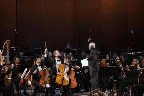 &Fcy;&iecy;&scy;&tcy;&icy;&vcy;&acy;&lcy;&softcy; &Vcy;&lcy;&acy;&dcy;&icy;&mcy;&icy;&rcy;&acy; &Scy;&pcy;&icy;&vcy;&acy;&kcy;&ocy;&vcy;&acy;&colon; &dcy;&iecy;&ncy;&softcy; &chcy;&iecy;&tcy;&vcy;&iecy;&rcy;&tcy;&ycy;&jcy;