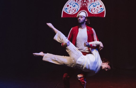 &Vcy;&iecy;&chcy;&iecy;&rcy; &pcy;&lcy;&acy;&scy;&tcy;&icy;&chcy;&iecy;&scy;&kcy;&icy;&khcy; &scy;&pcy;&iecy;&kcy;&tcy;&acy;&kcy;&lcy;&iecy;&jcy;&period; &Scy;&vcy;&ocy;&bcy;&ocy;&dcy;&ncy;&ycy;&jcy; &tcy;&iecy;&acy;&tcy;&rcy; &scy;&ocy;&vcy;&rcy;&iecy;&mcy;&iecy;&ncy;&ncy;&ocy;&gcy;&ocy; &tcy;&acy;&ncy;&tscy;&acy; &icy; &dcy;&iecy;&tcy;&scy;&kcy;&icy;&jcy; &tcy;&iecy;&acy;&tcy;&rcy; &tcy;&acy;&ncy;&tscy;&acy; Shake dance group