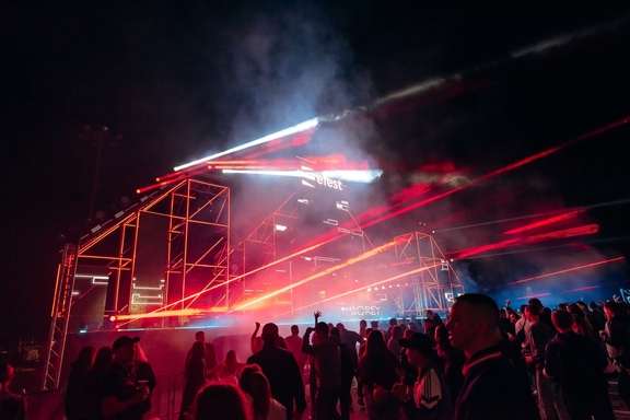 &Mcy;&iecy;&zhcy;&dcy;&ucy;&ncy;&acy;&rcy;&ocy;&dcy;&ncy;&ycy;&jcy; &fcy;&iecy;&scy;&tcy;&icy;&vcy;&acy;&lcy;&softcy; &ecy;&lcy;&iecy;&kcy;&tcy;&rcy;&ocy;&ncy;&ncy;&ocy;&jcy; &mcy;&ucy;&zcy;&ycy;&kcy;&icy; &icy; &vcy;&icy;&zcy;&ucy;&acy;&lcy;&softcy;&ncy;&ocy;&gcy;&ocy; &icy;&scy;&kcy;&ucy;&scy;&scy;&tcy;&vcy;&acy; &laquo;Efest&raquo;